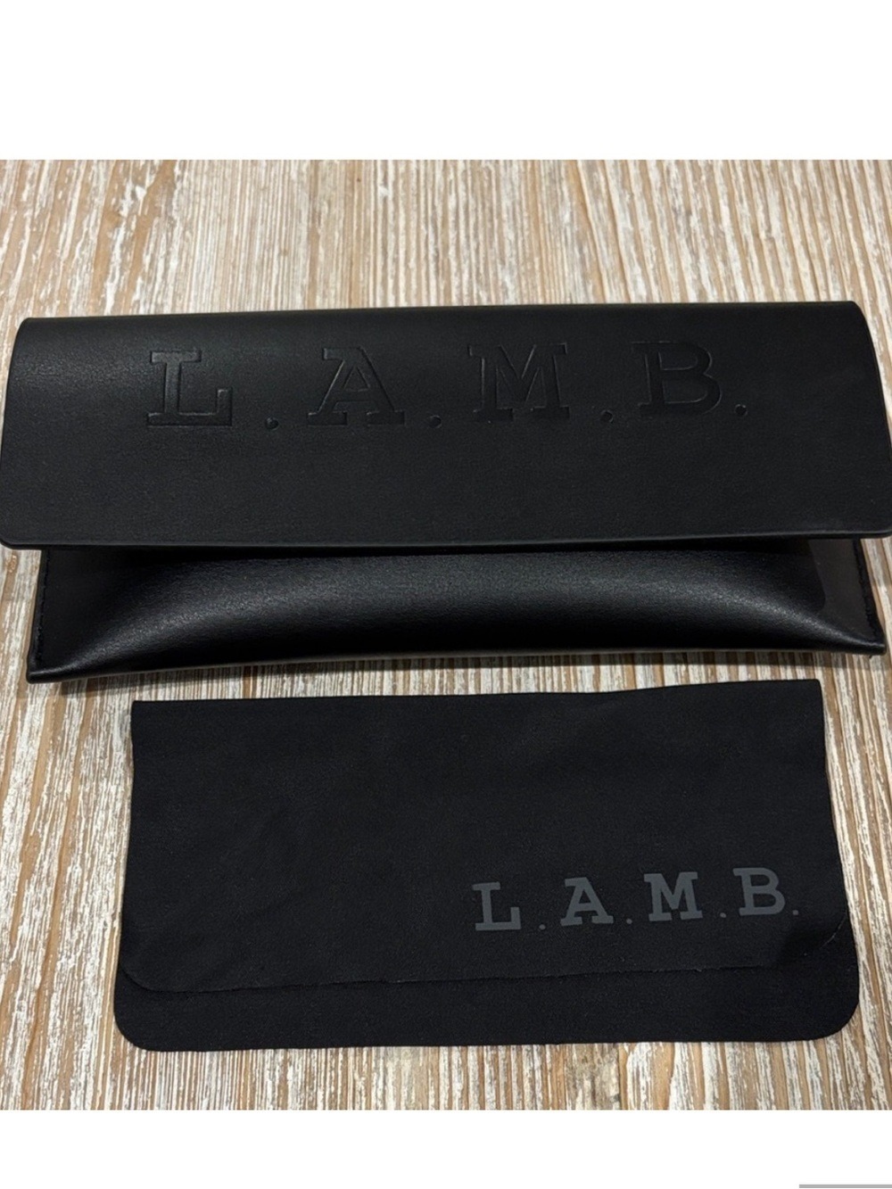 L.A.M.B. By Gwen Stefani Large eyeglass case sunglasses case with cloth black